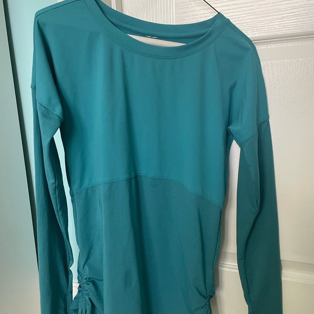 Fabletics Teal Long Sleeve Top